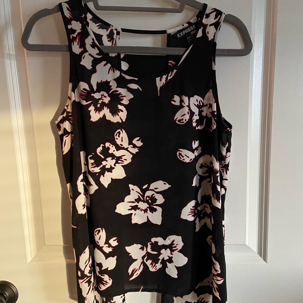 Express size S ladder back top